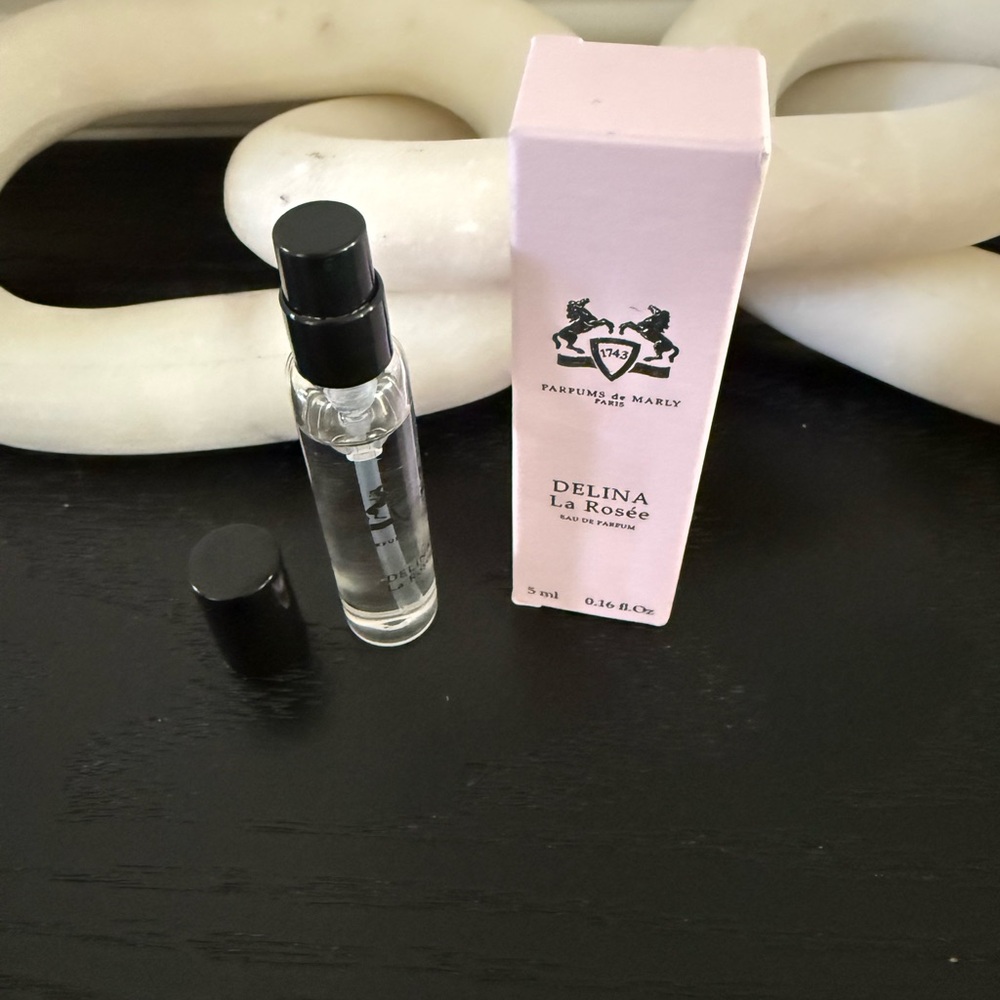 Delina La Rosée Eau de Parfum travel spray 5 ml new - Picture 3 of 5